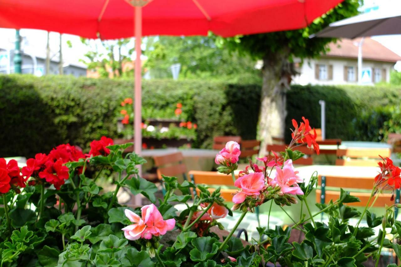 Hotel Loewen Kirchzarten Luaran gambar